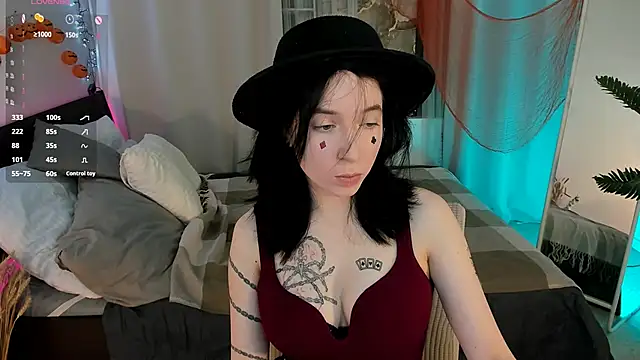 Snapshot of lilithlunna chatting on October 28, 2025, 2:38 pm lilithlunna online show from October 28, 2025, 2:38 pm