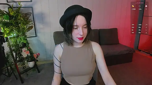 Snapshot of lilithlunna chatting on February 6, 2025, 11:15 pm lilithlunna online show from February 6, 2025, 11:15 pm