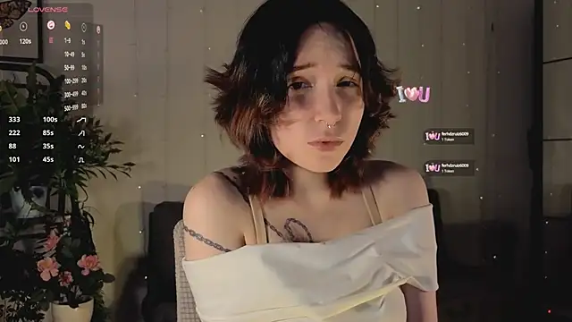 Snapshot of lilithlunna chatting on March 8, 2025, 1:28 am lilithlunna online show from March 8, 2025, 1:28 am