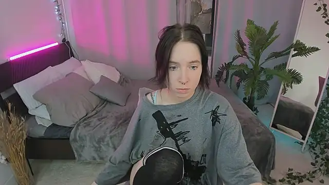 Snapshot of lilithlunna chatting on September 26, 2025, 2:24 pm lilithlunna online show from September 26, 2025, 2:24 pm