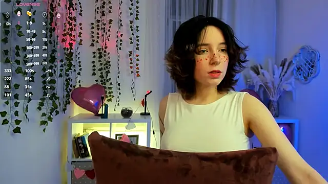 Snapshot of lilithlunna chatting on February 15, 2025, 10:00 pm lilithlunna online show from February 15, 2025, 10:00 pm
