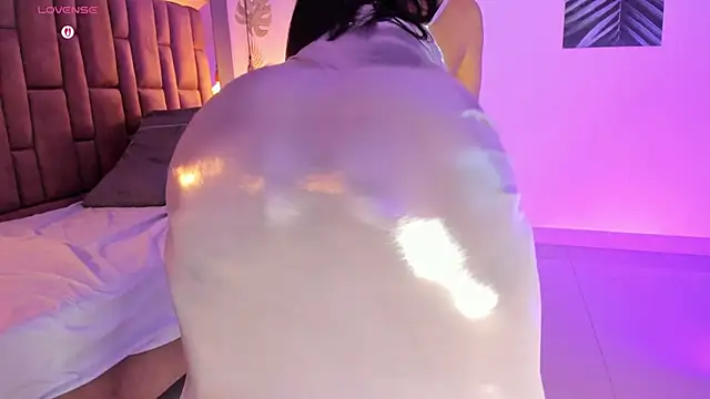 Snapshot of victoriaroyce1 chatting on November 7, 2025, 1:15 pm victoriaroyce1 online show from November 7, 2025, 1:15 pm