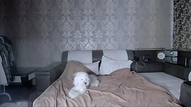 Snapshot of Agnes_Allenn chatting on October 12, 2025, 11:11 am Agnes Allenn online show from October 12, 2025, 11:11 am