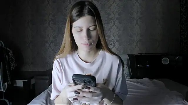 Agnes Allenn online show from November 14, 2025, 10:41 am