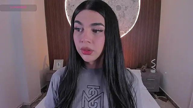 Snapshot of RoseCassie chatting on January 18, 2026, 2:42 pm RoseCassie online show from January 18, 2026, 2:42 pm