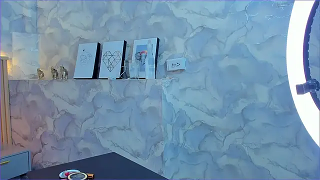 Snapshot of AinaraJimenez chatting on September 16, 2025, 8:21 pm AinaraJimenez online show from September 16, 2025, 8:21 pm