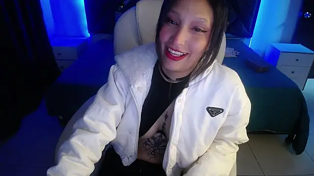 mia collens online show from February 27, 2025, 1:19 am