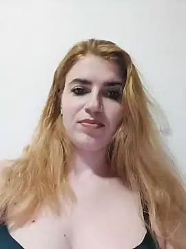 Snapshot of Anne-Mo chatting on February 26, 2025, 4:16 pm Anne-Mo online show from February 26, 2025, 4:16 pm