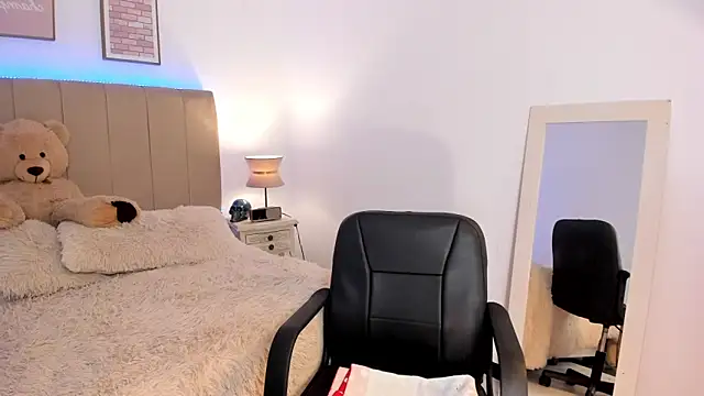 Snapshot of Katta_ossa chatting on February 27, 2025, 7:58 pm Katta ossa online show from February 27, 2025, 7:58 pm