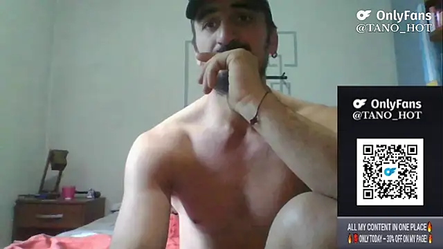 Snapshot of italianbighorse22 chatting on October 14, 2025, 8:53 pm italianbighorse22 online show from October 14, 2025, 8:53 pm