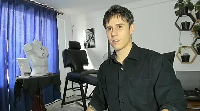 Antonello Vannucci online show from March 5, 2025, 10:21 pm