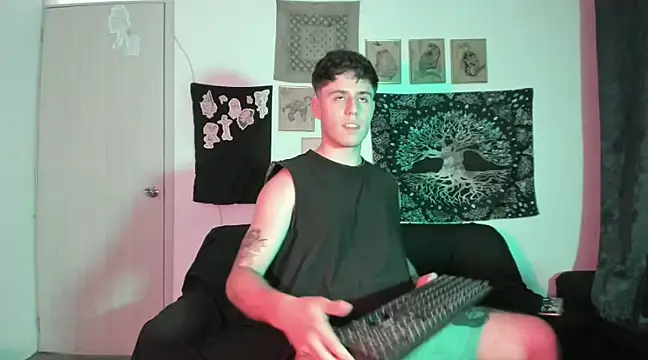 Antonello Vannucci online show from January 22, 2025, 9:21 pm