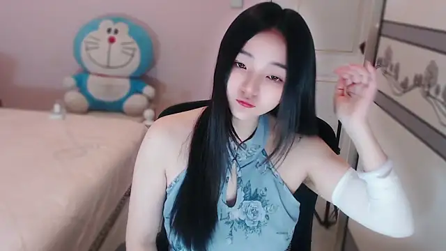 Snapshot of xiao-xiao-D chatting on November 28, 2025, 5:51 am xiao-xiao-D online show from November 28, 2025, 5:51 am