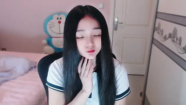 xiao-xiao-D online show from December 20, 2025, 4:15 am