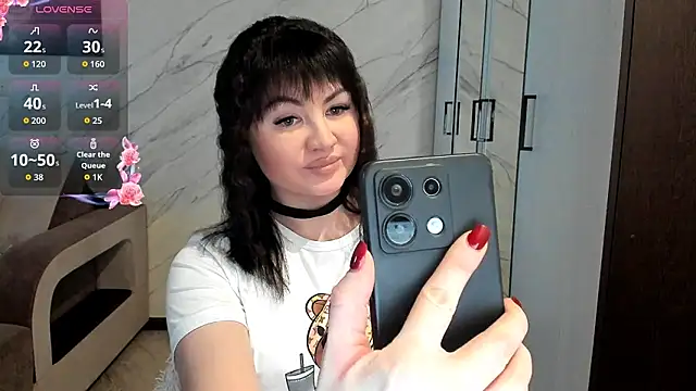 Snapshot of KarinaGoddess chatting on February 26, 2026, 3:50 am KarinaGoddess online show from February 26, 2026, 3:50 am