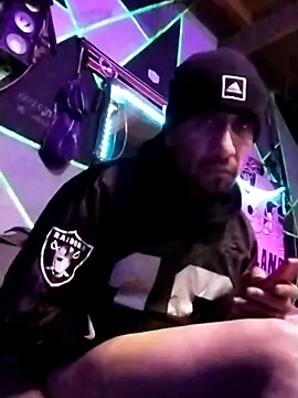 dulcedeseo13 online show from November 26, 2025, 9:09 am