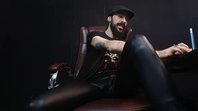 AxelColton online show from February 14, 2025, 6:12 am