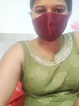 Tamil Sanjana  online show from December 4, 2025, 7:24 pm