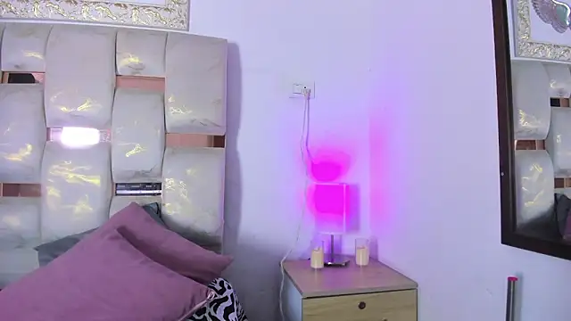 Snapshot of Samantha_Good chatting on November 29, 2025, 3:17 am Samantha Good online show from November 29, 2025, 3:17 am