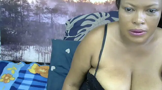 Snapshot of xxxsexyboobs chatting on January 25, 2025, 5:51 am xxxsexyboobs online show from January 25, 2025, 5:51 am