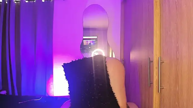 Snapshot of valeria_montess chatting on March 9, 2025, 5:39 pm valeria montess online show from March 9, 2025, 5:39 pm