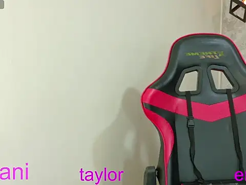 dani-lue online show from April 23, 2026, 1:35 pm