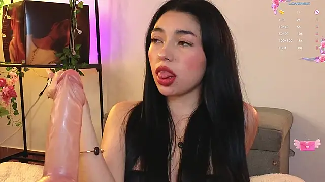 Snapshot of Sweet_Nyx chatting on March 10, 2025, 11:27 pm Sweet Nyx online show from March 10, 2025, 11:27 pm