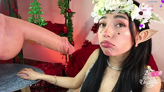 Snapshot of Sweet_Nyx chatting on December 18, 2025, 10:57 pm Sweet Nyx online show from December 18, 2025, 10:57 pm