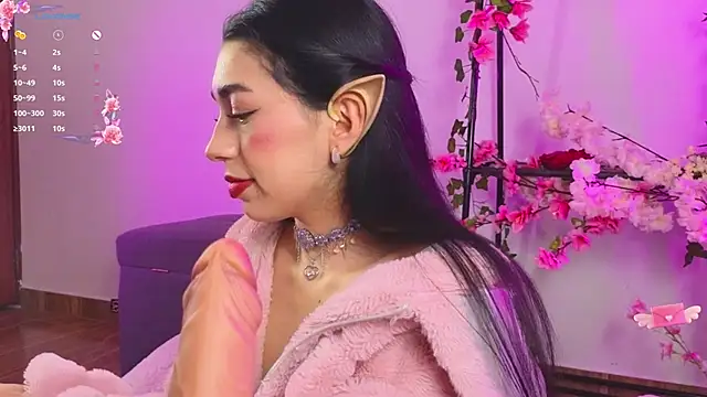 Snapshot of Sweet_Nyx chatting on October 11, 2025, 9:49 pm Sweet Nyx online show from October 11, 2025, 9:49 pm