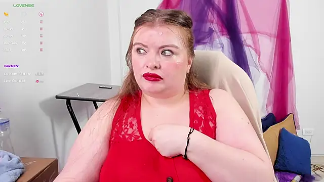 Snapshot of Queensamantha777 chatting on February 15, 2026, 3:18 am Queensamantha777 online show from February 15, 2026, 3:18 am