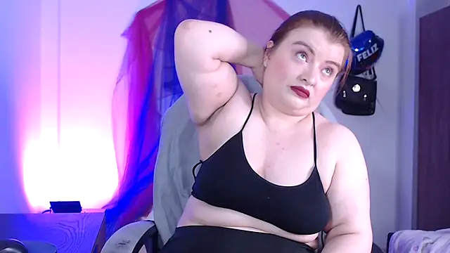 Snapshot of Queensamantha777 chatting on January 9, 2026, 5:42 pm Queensamantha777 online show from January 9, 2026, 5:42 pm