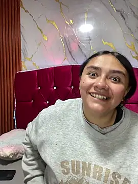 Snapshot of michell_boobs_ chatting on October 30, 2025, 2:14 pm michell boobs online show from October 30, 2025, 2:14 pm