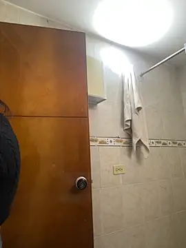 Snapshot of michell_boobs_ chatting on October 7, 2025, 1:34 pm michell boobs online show from October 7, 2025, 1:34 pm