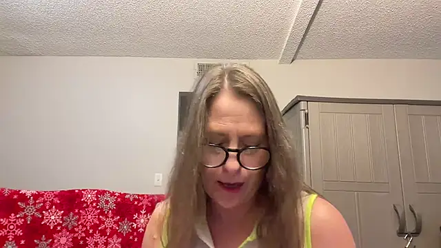 Keywest Kate online show from January 3, 2025, 9:47 pm