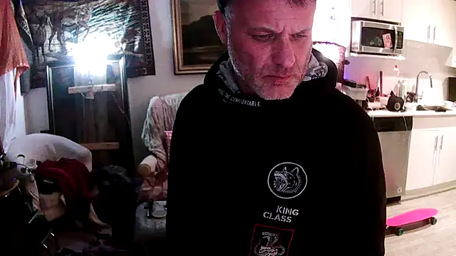 Snapshot of SilverandFox chatting on January 23, 2025, 1:24 pm SilverandFox online show from January 23, 2025, 1:24 pm