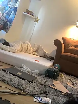 Snapshot of SilverandFox chatting on October 13, 2025, 4:19 pm SilverandFox online show from October 13, 2025, 4:19 pm