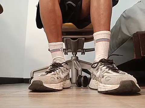 codysmith online show from September 26, 2025, 7:54 pm