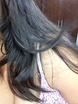 Snapshot of Riya_Stream01 chatting on June 21, 2026, 1:11 am Riya Stream01 online show from June 21, 2026, 1:11 am