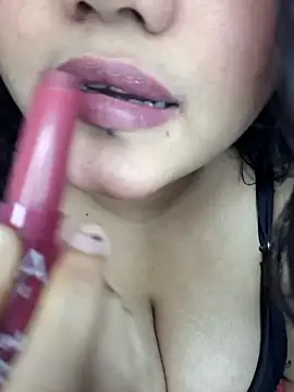 Snapshot of Riya_Stream01 chatting on June 28, 2026, 4:57 pm Riya Stream01 online show from June 28, 2026, 4:57 pm