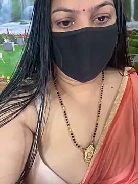 FlatVincy4 online show from November 2, 2025, 4:28 am