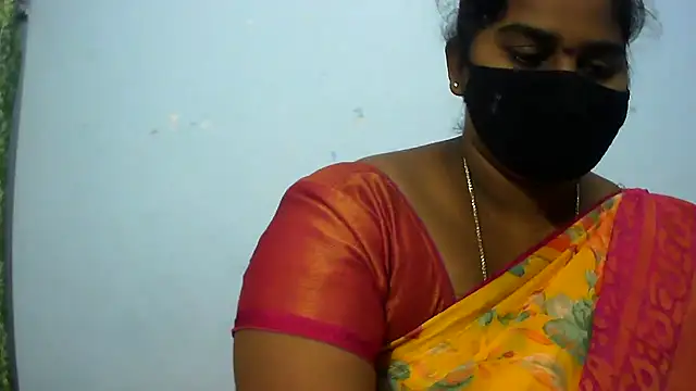 Snapshot of telugu_indhu_0001 chatting on October 2, 2025, 10:18 am telugu indhu 0001 online show from October 2, 2025, 10:18 am