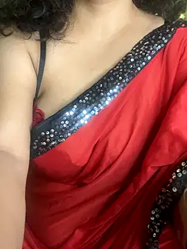 hot menka online show from November 5, 2025, 6:00 pm