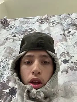 qbaby96 online show from March 12, 2025, 12:47 pm