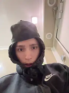 qbaby96 online show from February 13, 2025, 10:02 am