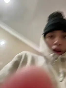 qbaby96 online show from January 23, 2025, 5:45 am