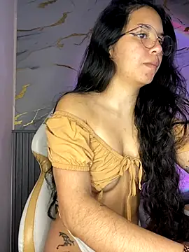 Rosita forever  online show from September 18, 2025, 1:36 pm