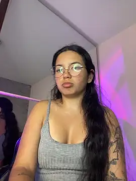 Rosita forever  online show from April 18, 2026, 7:18 pm