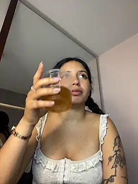 Rosita forever  online show from May 19, 2026, 7:21 pm