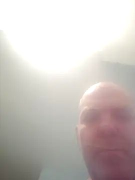 hoodratoui online show from November 30, 2025, 3:46 pm