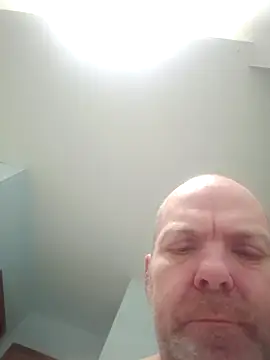 hoodratoui online show from December 5, 2025, 10:14 am